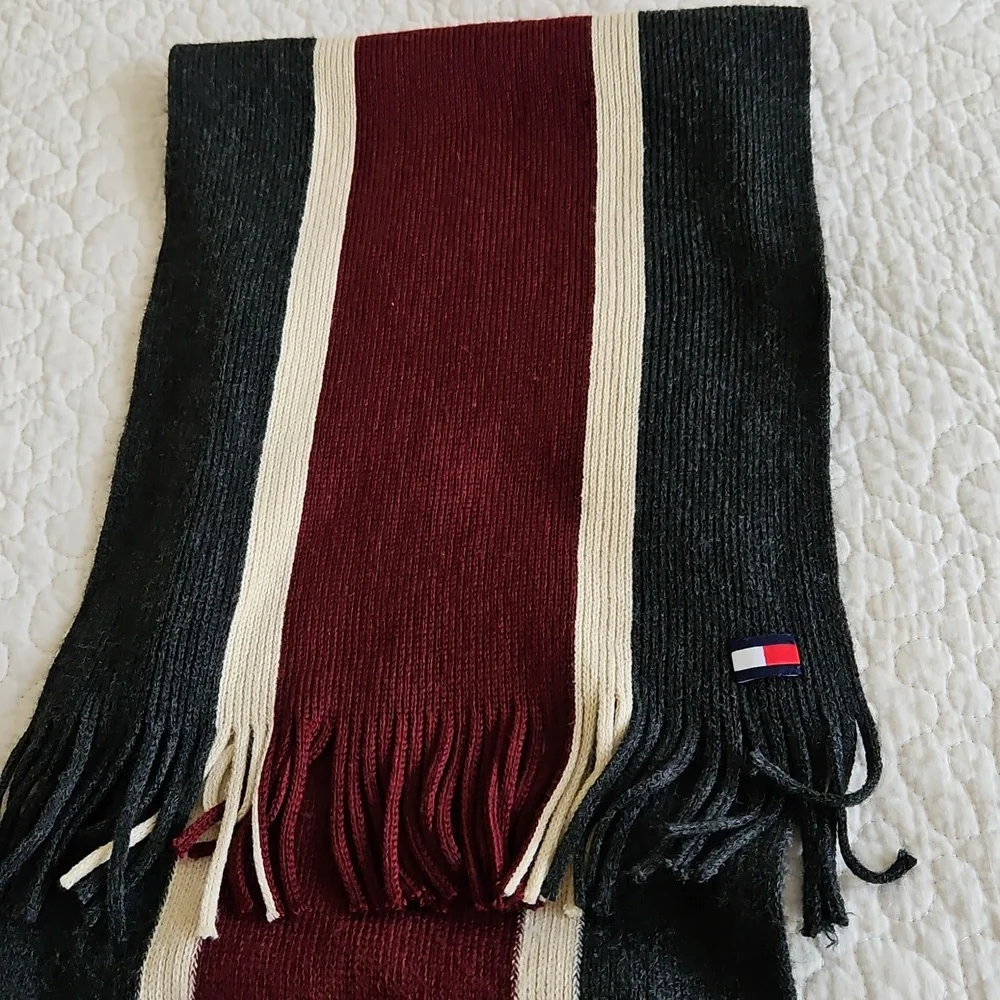 🧣HP🧣Vintage Tommy Hilfiger Men's Raschelle Scarf - Picture 6 of 9